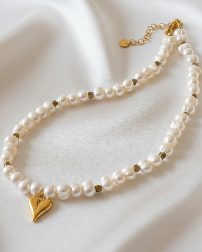 Natural Pearl Choker Necklace with Gold Heart – Handmade Minimal Jewelry